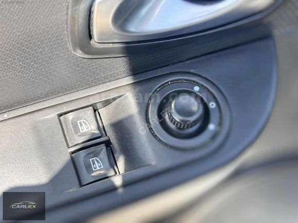 CARLEX MOTORS'TAN 2016 RENAULT CLİO 1,5 DCİ TOUCH OTOMOTİK