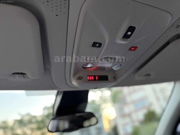 2024 COMBO 1.5 D ULTİMATE KM=22.000 CAM TAVAN OTOMATİK KREDİLİ