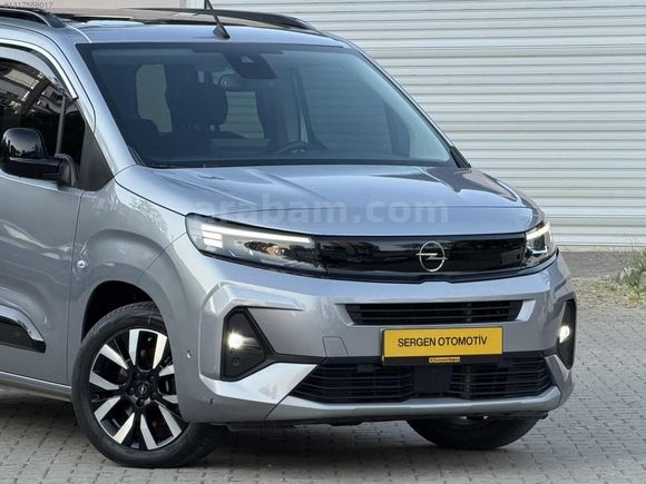 2024 COMBO 1.5 D ULTİMATE KM=22.000 CAM TAVAN OTOMATİK KREDİLİ