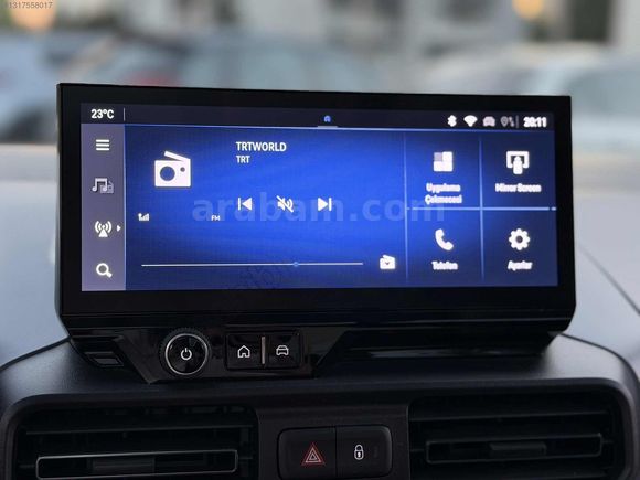 2024 COMBO 1.5 D ULTİMATE KM=22.000 CAM TAVAN OTOMATİK KREDİLİ