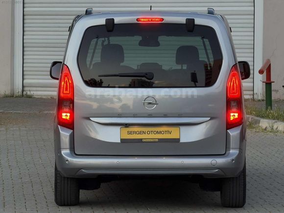 2024 COMBO 1.5 D ULTİMATE KM=22.000 CAM TAVAN OTOMATİK KREDİLİ