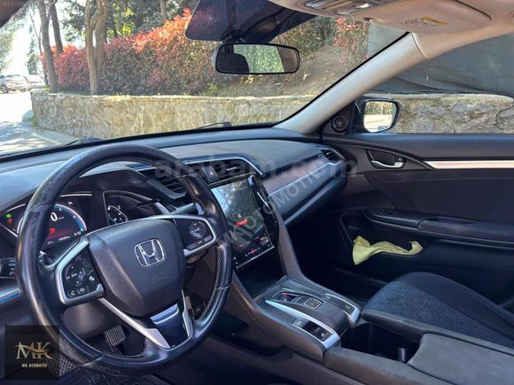 CAM TAVAN HONDA CİVİC