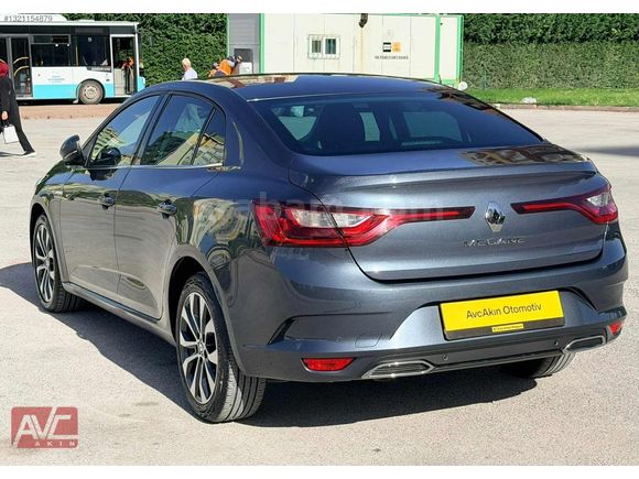 SADECE 44.000 KM 2024 MEGANE İCON BOYASIZ