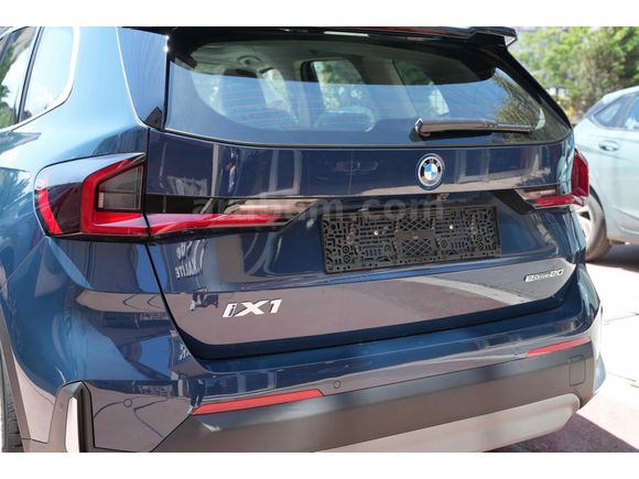 Galeriden BMW iX1 eDrive20 Sport Line 2026 Model 
