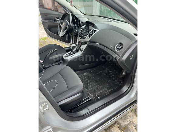  Sahibinden Chevrolet Cruze 1.6 Design Edition Plus 2012