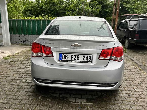  Sahibinden Chevrolet Cruze 1.6 Design Edition Plus 2012