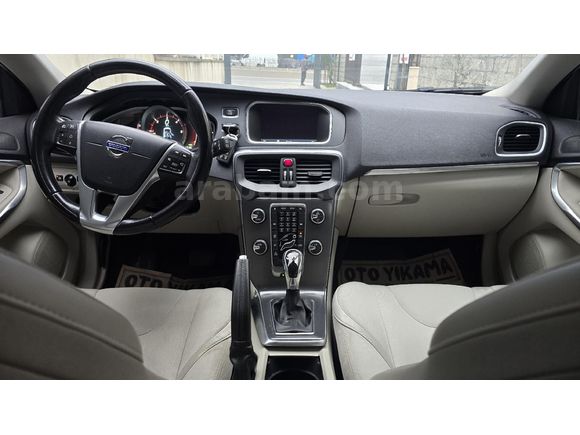 2014 HAYALET EKRAN GERİ GÖRÜŞ 145 BİN KMDE V40 1.6 D2 PREMİUM