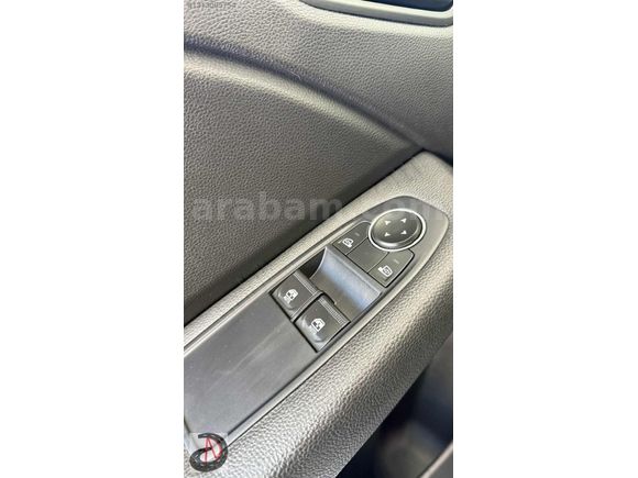 2022 RENAULT CLİO 1.0 SCE JOY 42.000 KM HATASIZ İLK ELDEN