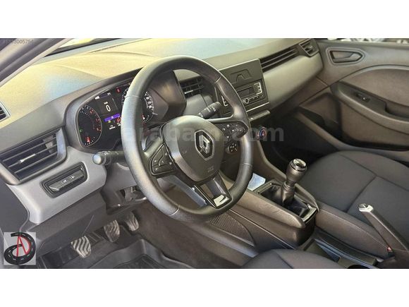 2022 RENAULT CLİO 1.0 SCE JOY 42.000 KM HATASIZ İLK ELDEN