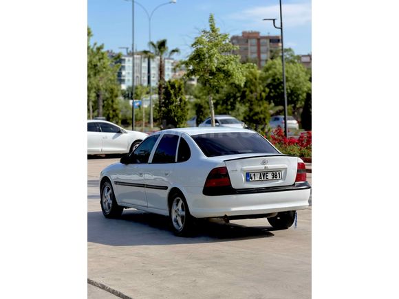 Opel Vectra 