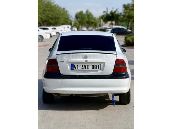 Opel Vectra 