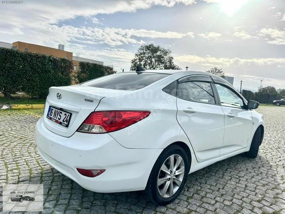2B MOTORS'DAN ACCENT BLUE