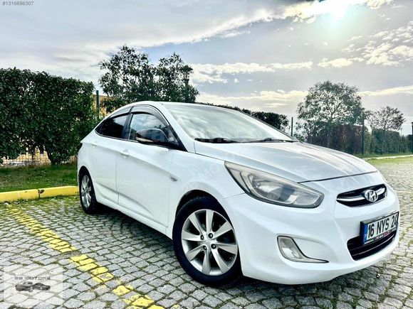 2B MOTORS'DAN ACCENT BLUE