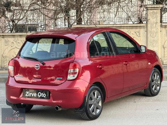 HATASIZ BOYASIZ EN DOLUSU CAM TAVANLI DÜŞÜK KM