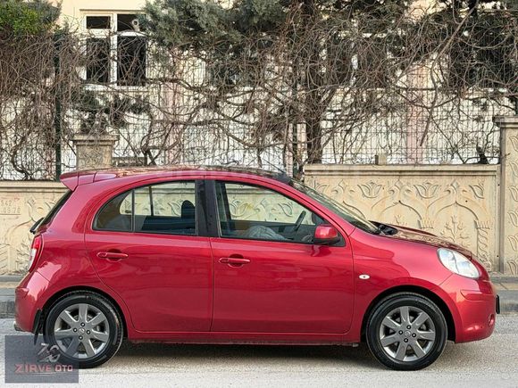 HATASIZ BOYASIZ EN DOLUSU CAM TAVANLI DÜŞÜK KM
