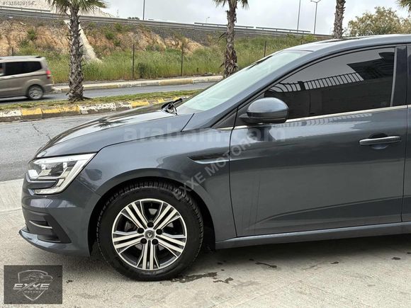 2023 RENAULT MEGANE 1.5 BLUCE DCİ TOUCH PAKET EMSALSİZ