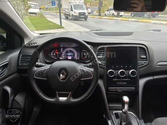 2023 RENAULT MEGANE 1.5 BLUCE DCİ TOUCH PAKET EMSALSİZ