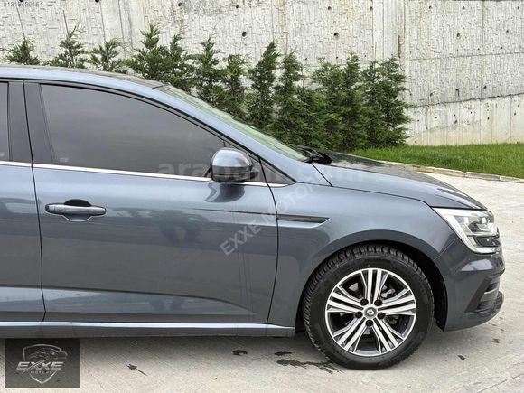2023 RENAULT MEGANE 1.5 BLUCE DCİ TOUCH PAKET EMSALSİZ
