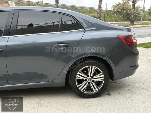 2023 RENAULT MEGANE 1.5 BLUCE DCİ TOUCH PAKET EMSALSİZ