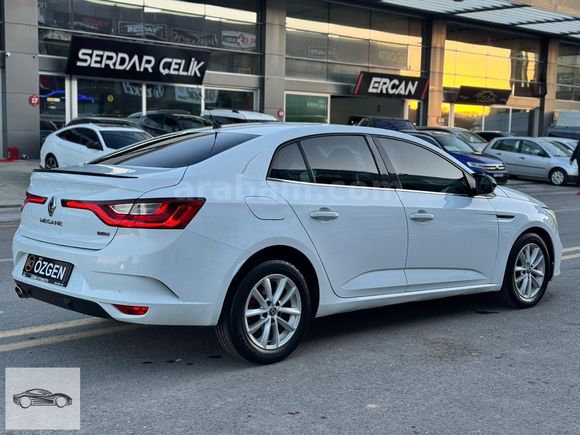 HATASIZ BOYASIZ TERTEMİZ MEGANE 1.5DCI TOUCH PLUS OTOMATİK