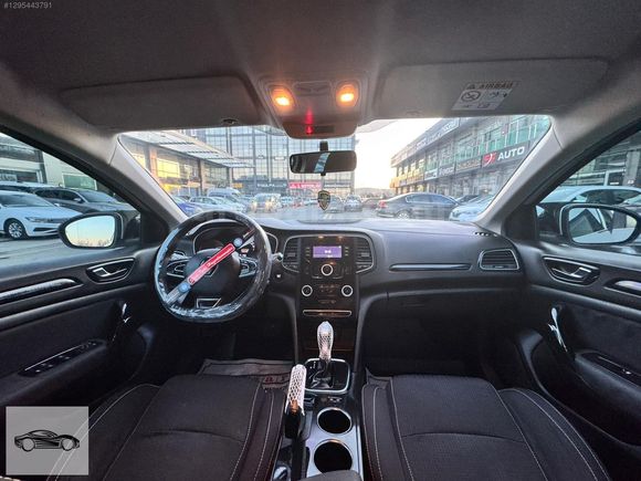 HATASIZ BOYASIZ TERTEMİZ MEGANE 1.5DCI TOUCH PLUS OTOMATİK