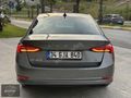 2023 SKODA OCTAVİA 1.5 E-TECH PREMİUM EMSALSİZ