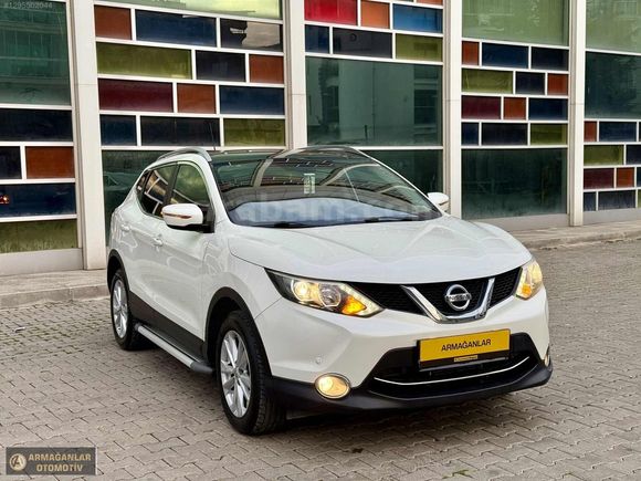 İLK SAHİBİNDEN HATASIZ QASHQAİ 1.6 DCİ SKYPACK 55.000 KM'DE
