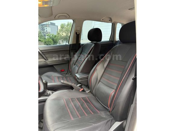 VOLSWAGEN POLO HATASIZ DEĞİŞENSİZ BASIC LİNE 1.4