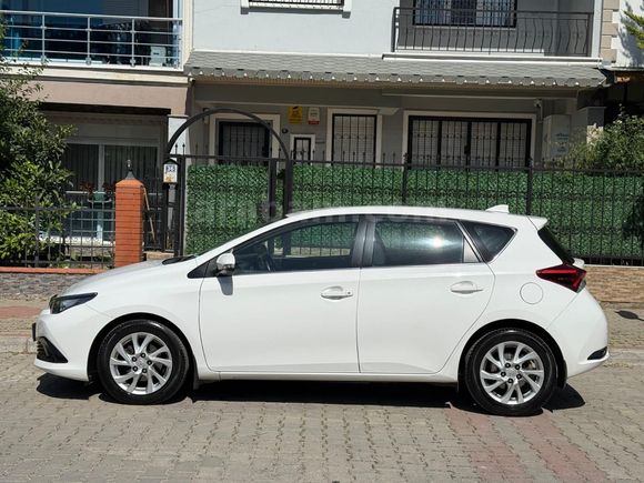 Sahibinden Toyota Auris 1.6 Advance 2018 Model