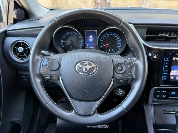 Sahibinden Toyota Auris 1.6 Advance 2018 Model