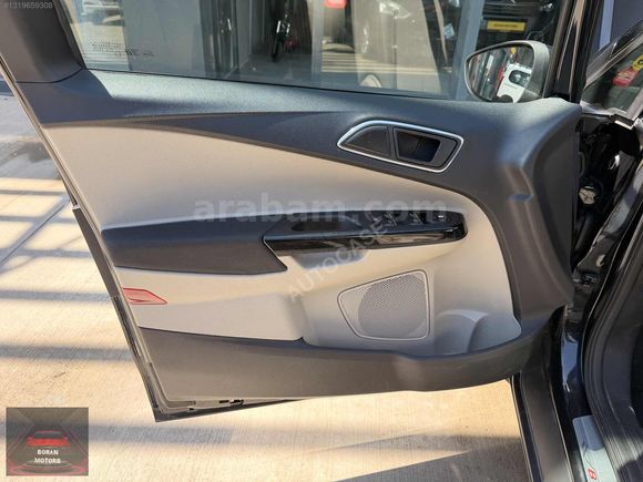 FORD BMAX TEMİZ AİLE ARACI OTOMOBİL