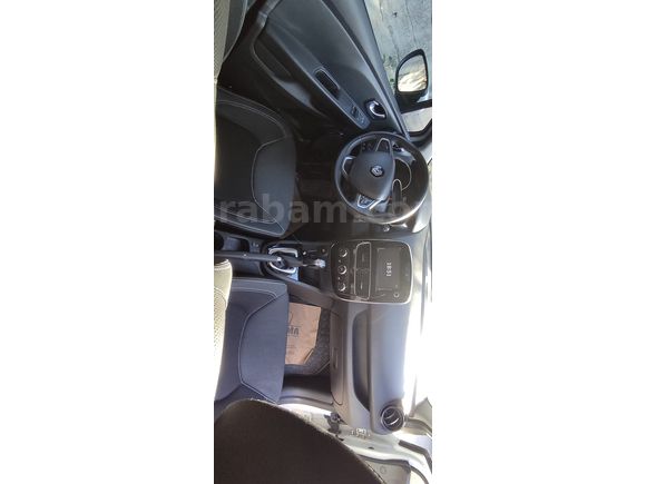 SAHİBİNDEN TEMİZ 99 BİN KM DE OTOMATİK CLİO 
