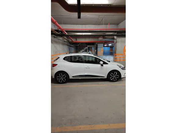SAHİBİNDEN TEMİZ 99 BİN KM DE OTOMATİK CLİO 