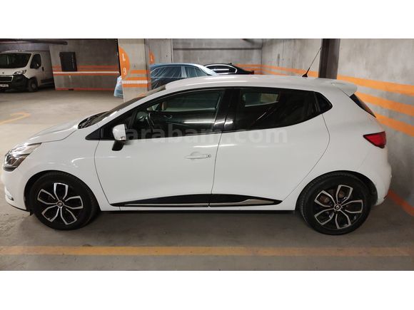 SAHİBİNDEN TEMİZ 99 BİN KM DE OTOMATİK CLİO 
