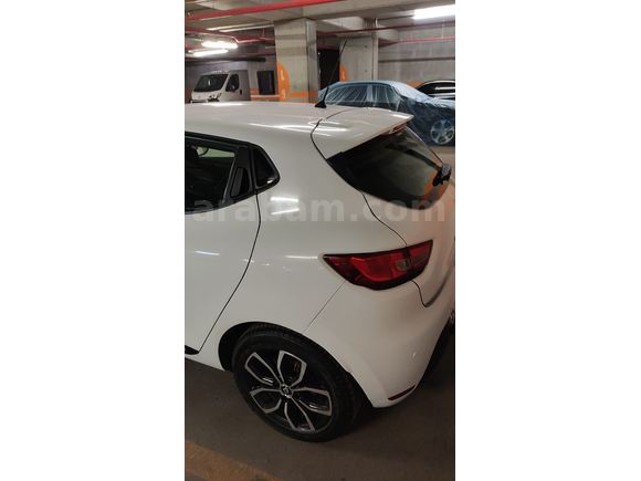 SAHİBİNDEN TEMİZ 99 BİN KM DE OTOMATİK CLİO 
