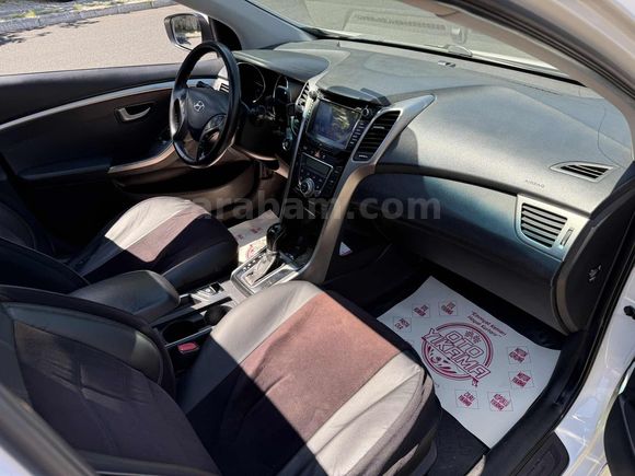 CAM TAVAN OTOMATİK VİTES i30