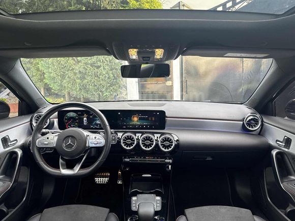 MERCEDES-BENZ A200 AMG+ Hatchback