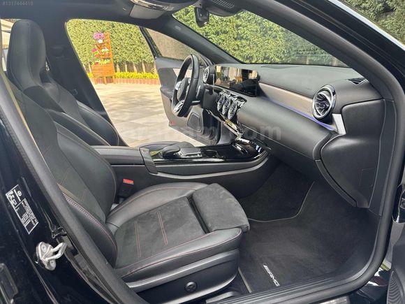 MERCEDES-BENZ A200 AMG+ Hatchback