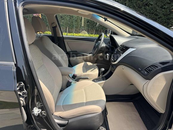 Düşük Km TEMİZ HYUNDAI ACCENT BLUE MODE PLUS OTOMATIK VITES