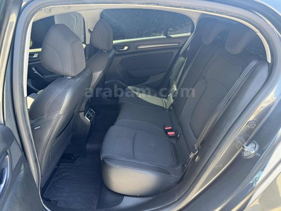 2021 RENAULT MEGANE 1.3 TCe TOUCH EDC