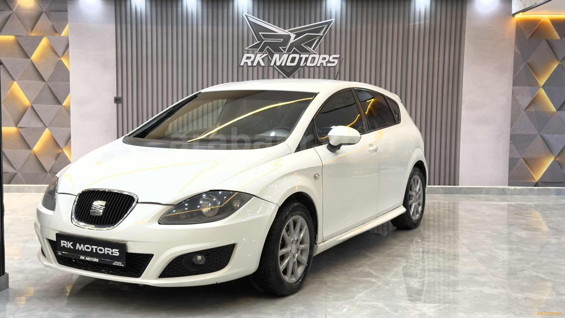 Galeriden Seat Leon 1.6 Stylance 2010 Model Aksaray 277.000 km Beyaz 4