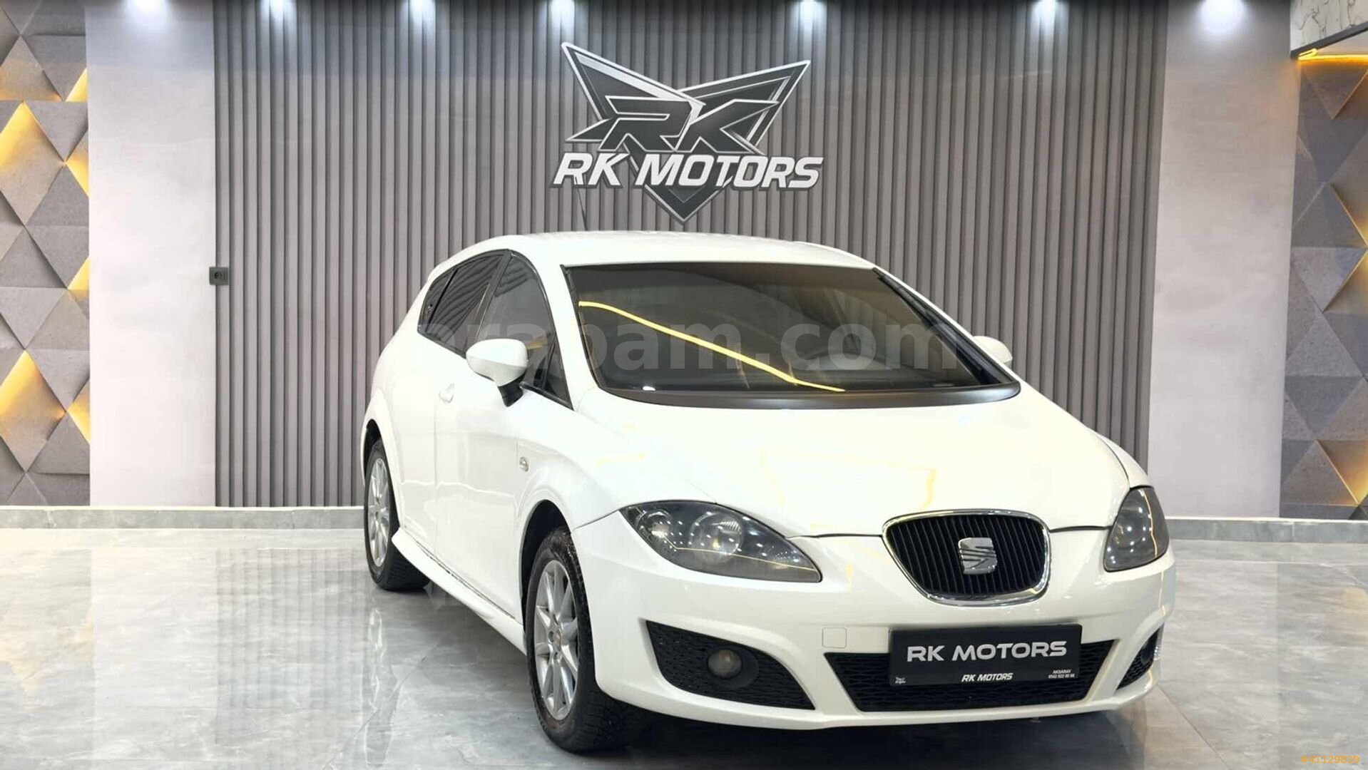 Galeriden Seat Leon 1.6 Stylance 2010 Model Aksaray 277.000 km Beyaz 2