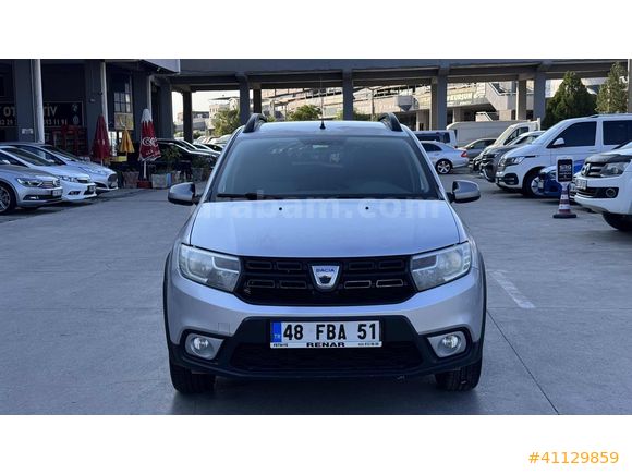 YETKİLİ SERVIS BAKIMLI 2017 STEPWAY 1.5 DCİ MAKYAJLI KASA 4 CAM