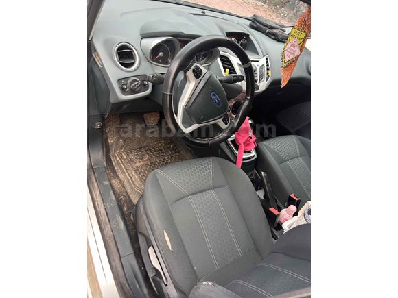 Sahibinden Ford Fiesta 1.4 Titanium 2011 Model 