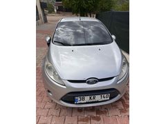 Sahibinden Ford Fiesta 1.4 Titanium 2011 Model 