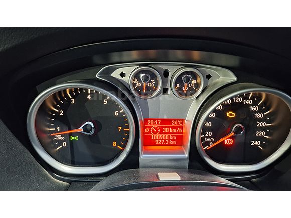 Sahibinden Ford Focus 1.6 Sorunsuz Araba İsteyenlere