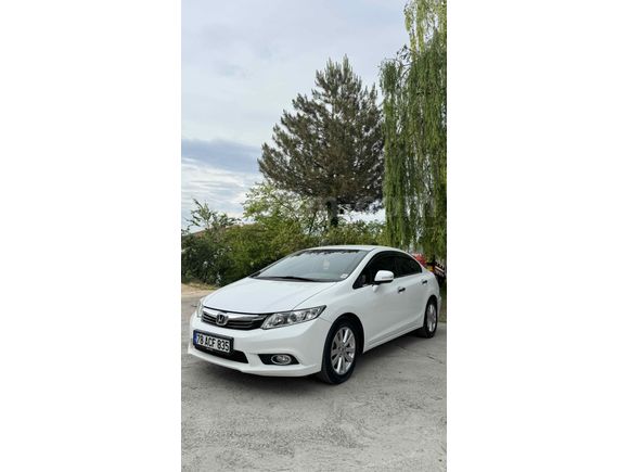 Sahibinden Honda Civic 1.6i VTEC Eco Premium 2012 Model 