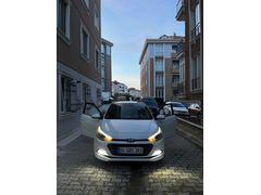 Sahibinden Hyundai i20 1.4 CRDi Style 2016 Model