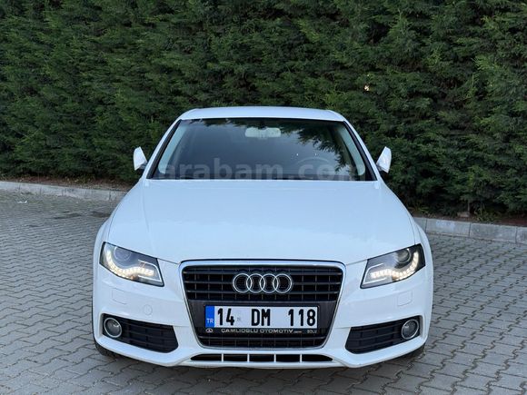 DEĞİŞENSİZ Audi A4 Sedan 2.0 TDI  MULTİTRONİC 268.000 km Beyaz