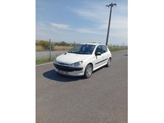 tertemiz takasli Peugeot 206 1.4 HDi X-line 2003 Model